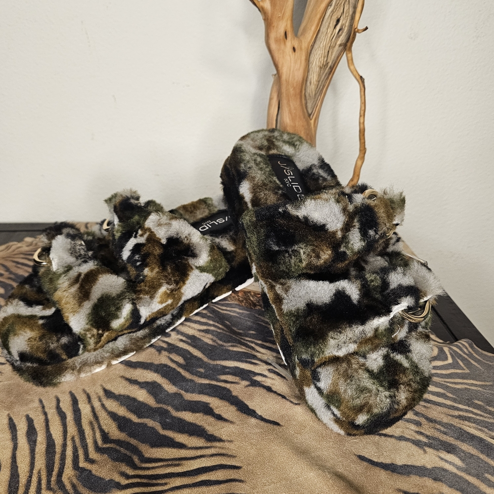 J SLIDES NYC Shearling CAMO Fur Sandals 7.5 New